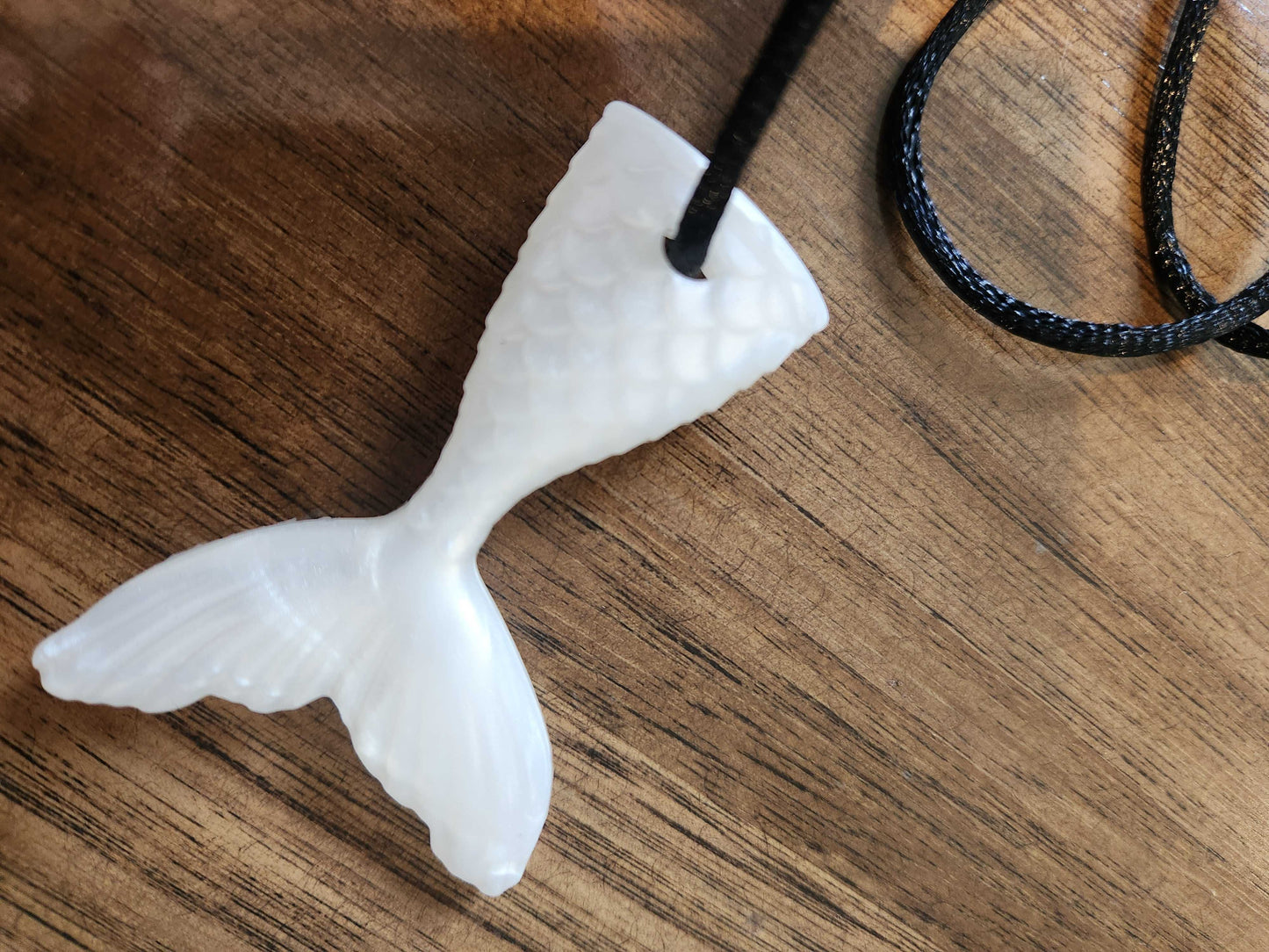 Sensory necklace - Mermaid tail