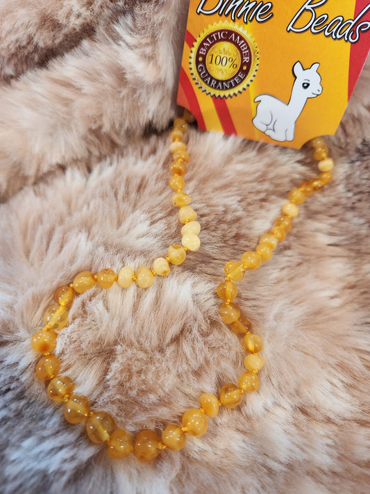 Child amber necklace - Milky
